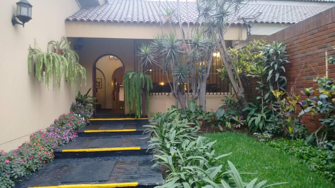 Villas Del Sol Bed & Breakfast リマ エクステリア 写真